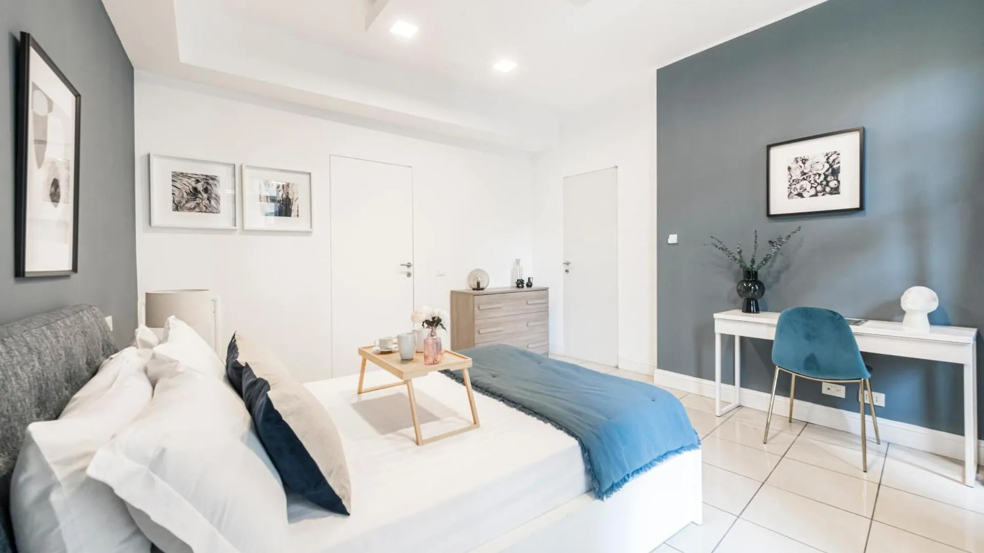 Easylife - Elegante E Rifinito Appartamento Vista Duomo In Piazza San Babila Milano